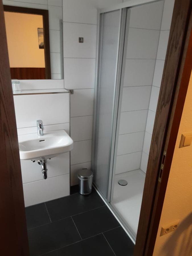 Hotel Goldener Anker Genthin Esterno foto