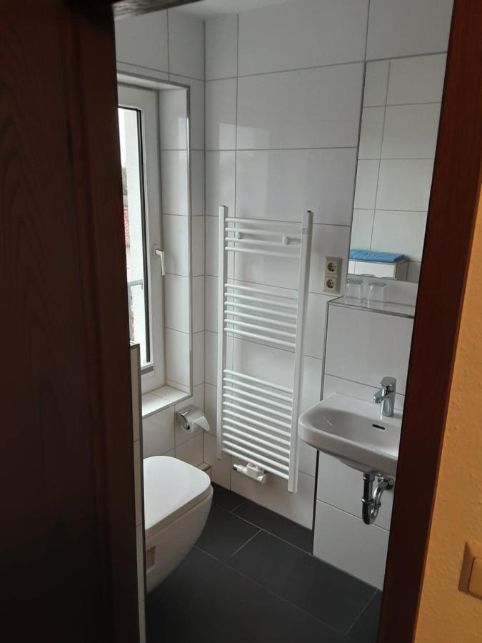 Hotel Goldener Anker Genthin Esterno foto