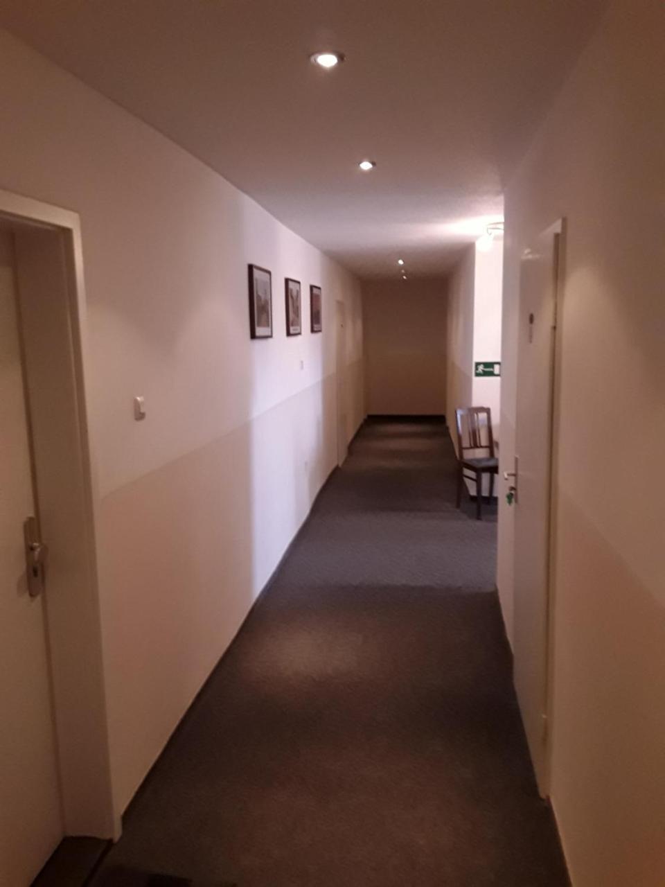 Hotel Goldener Anker Genthin Esterno foto